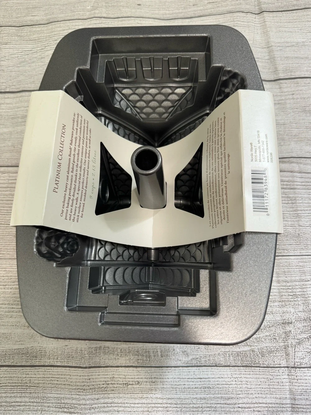 Nordic Ware NWT Gingerbread House Bundt Pan